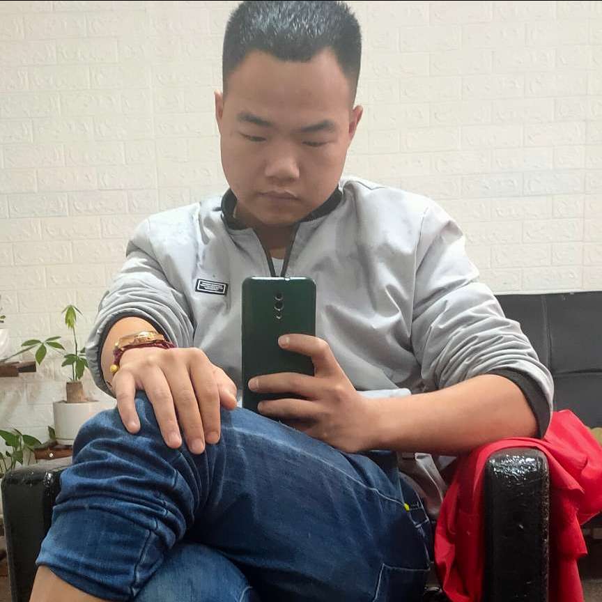 害羞打流影的照片