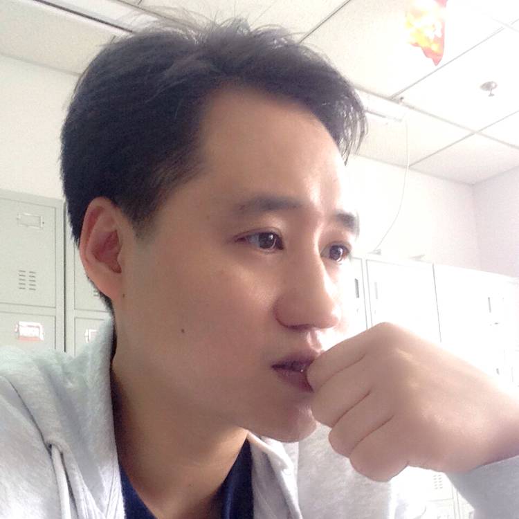 聪明的小孩的照片