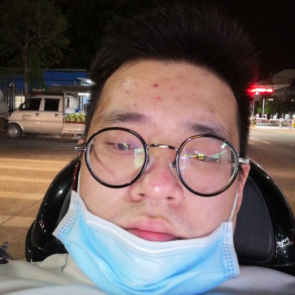 翩飞扯星雨的照片