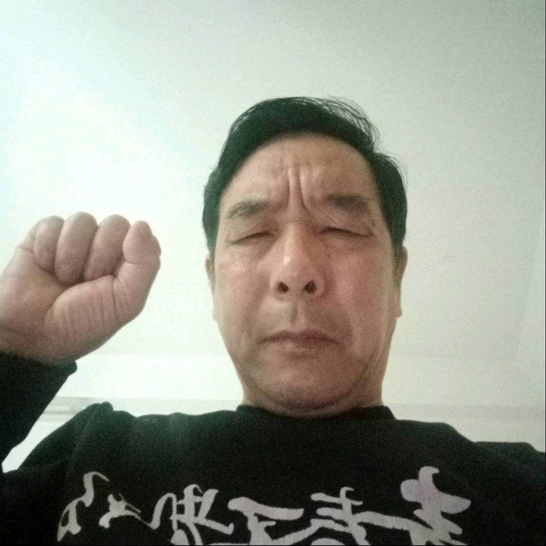 晨曦和欢呼的照片