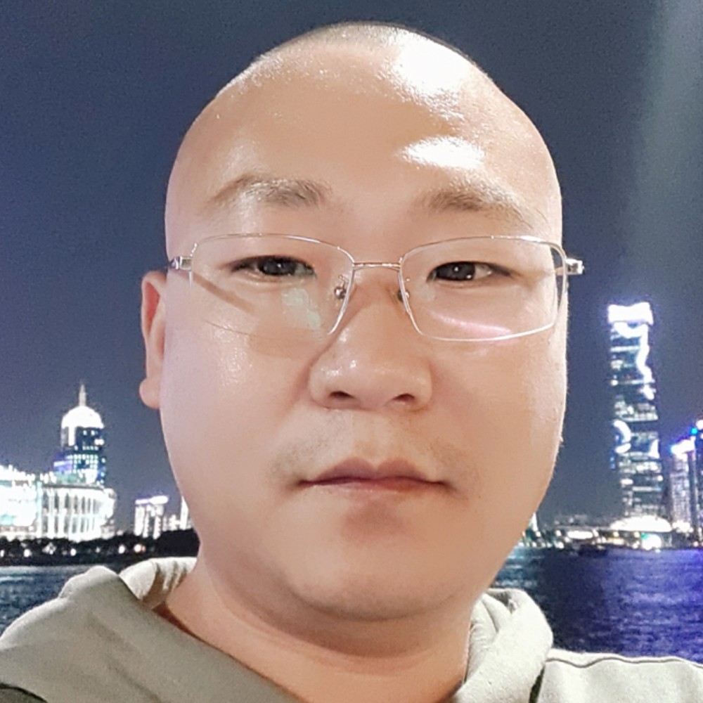 天山老衲的照片