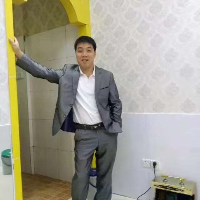 小蝴蝶倾心甜蜜的照片