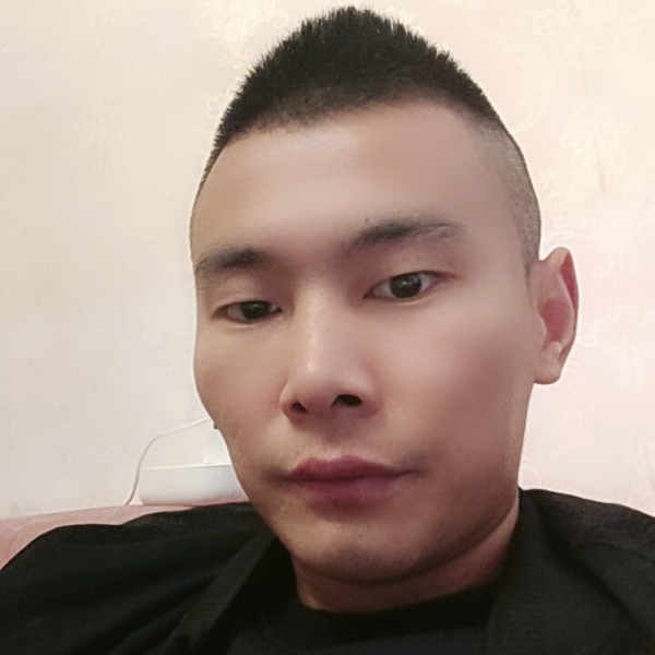 中原一点红，的照片