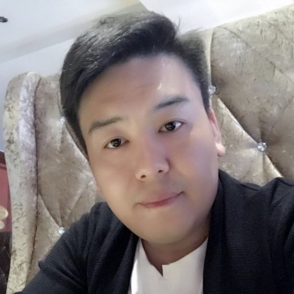 酷炫与诺言的照片