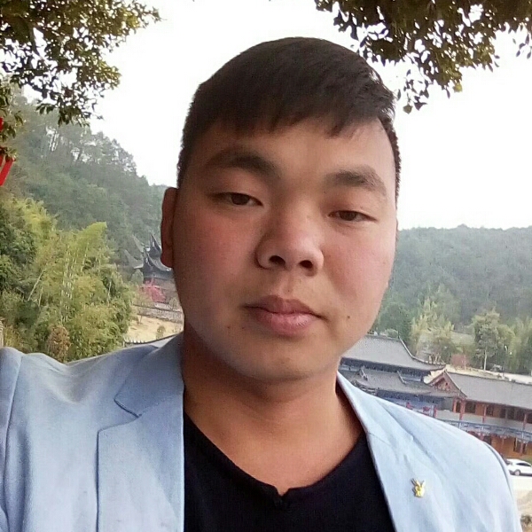 任性毛衣的照片