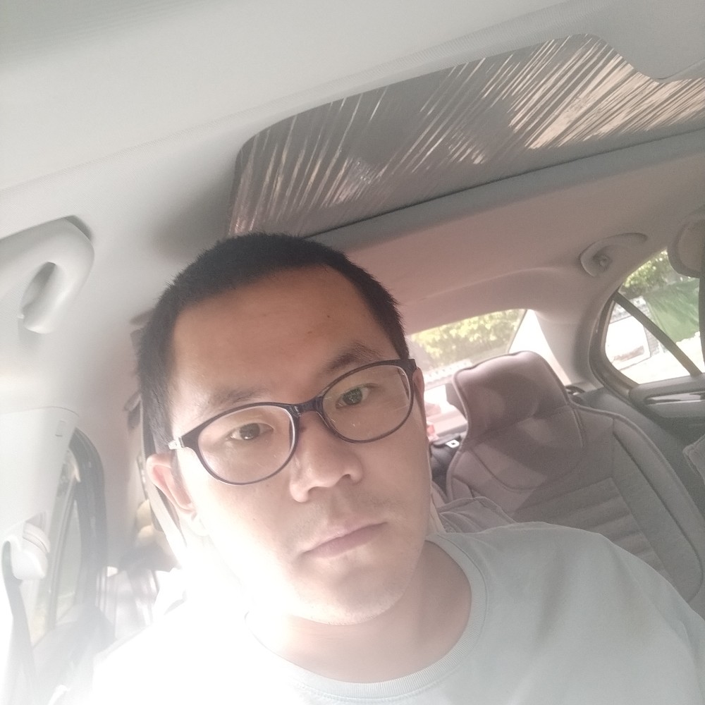 一条滑溜鱼的照片