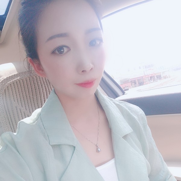 浅蓝色墨鱼的照片