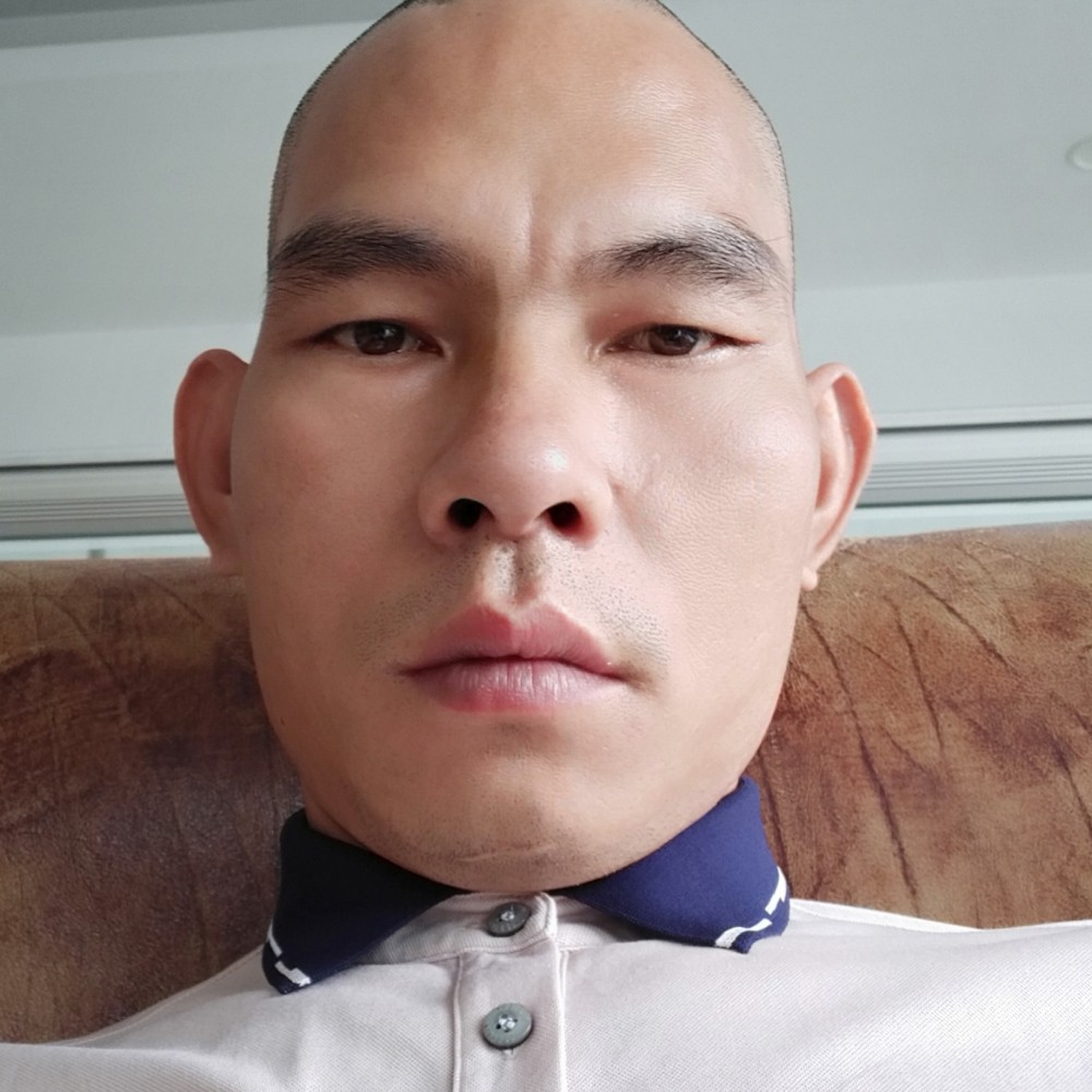 魔镜殷勤的照片