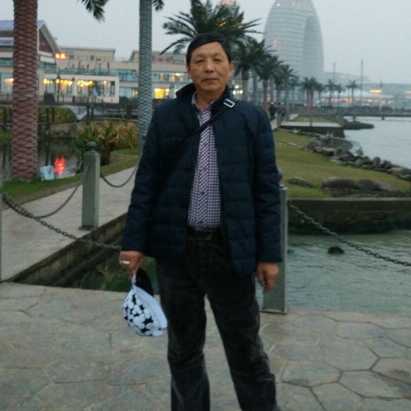 无辜紫菜的照片