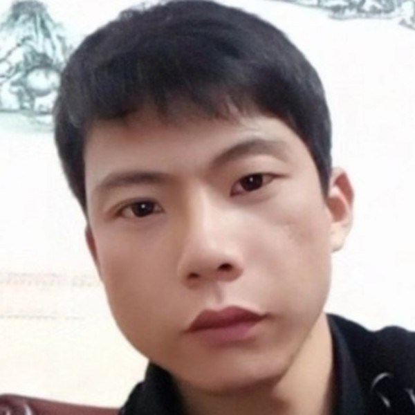 诚心演变巨人的照片
