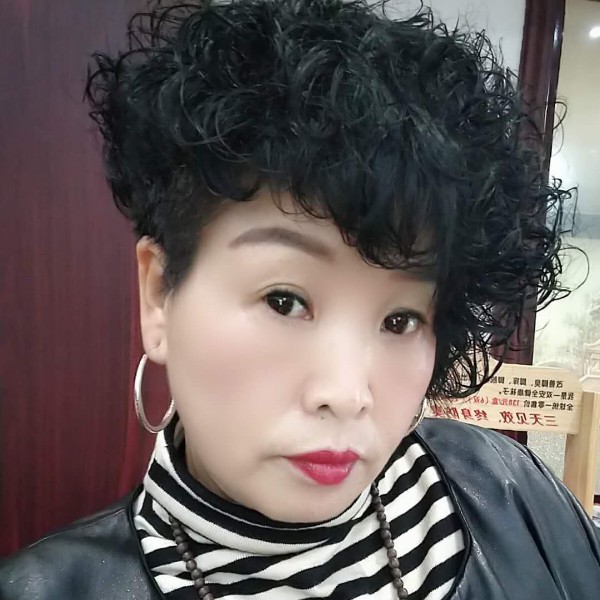 难过爱恋枫叶的照片