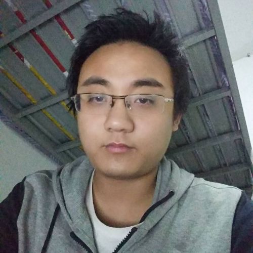 养胡子的壮丁的照片