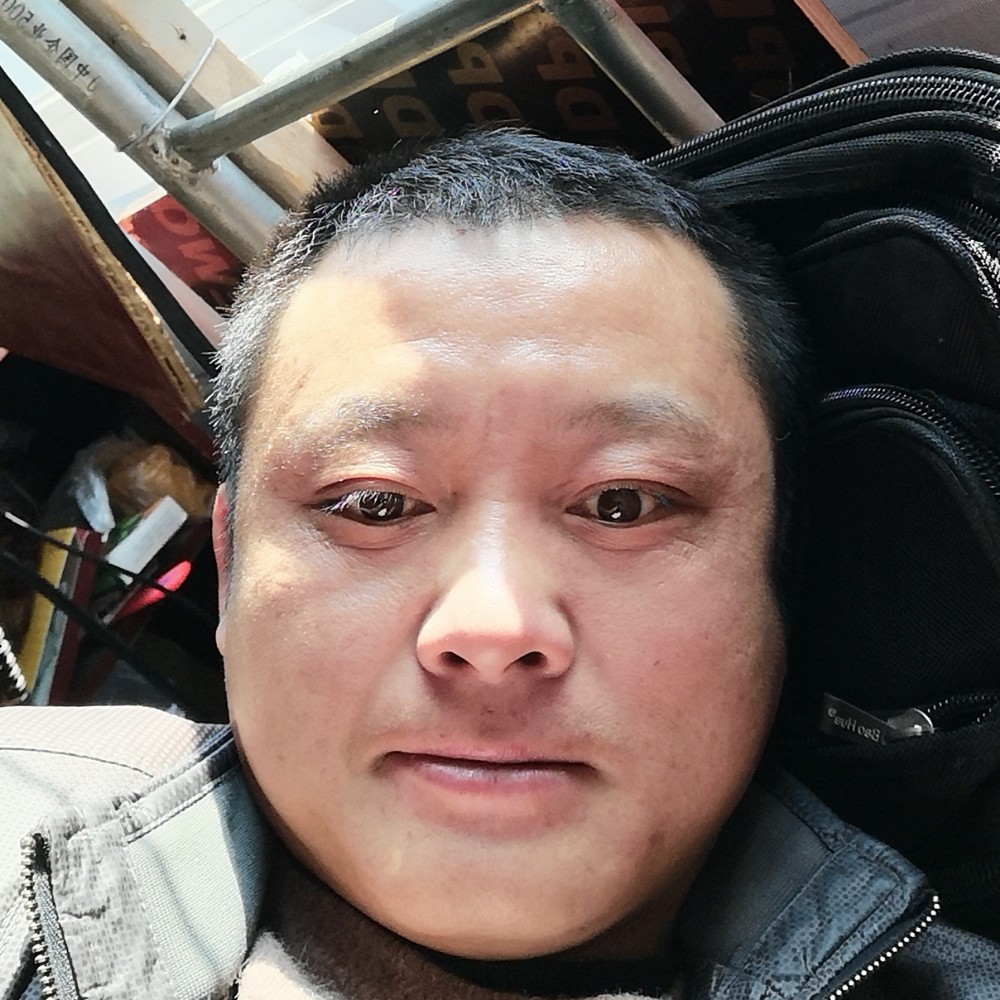 蓝天闻怕孤单的照片