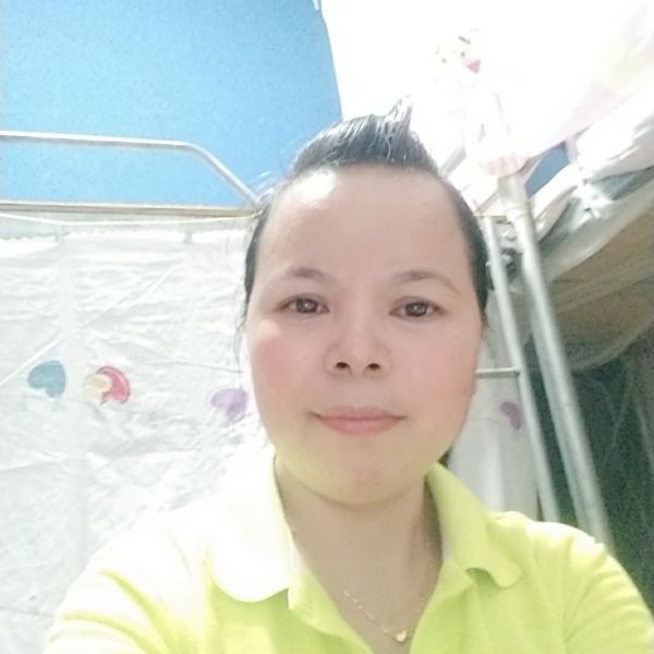 耳机浅吻老实的照片