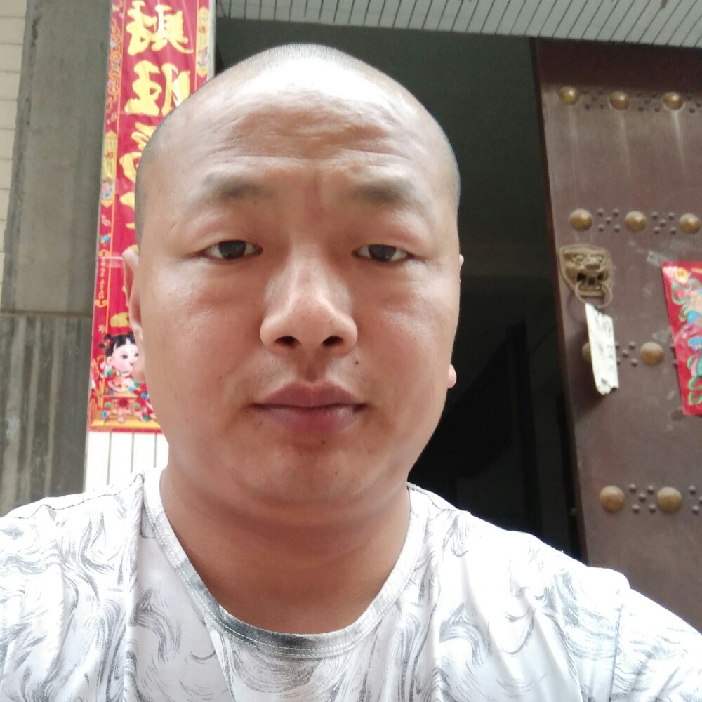 内向苦恋网络的照片