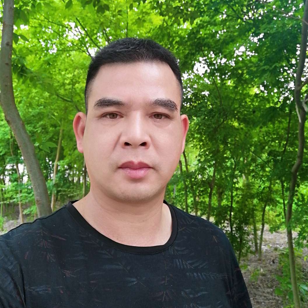 路人丙丁的照片