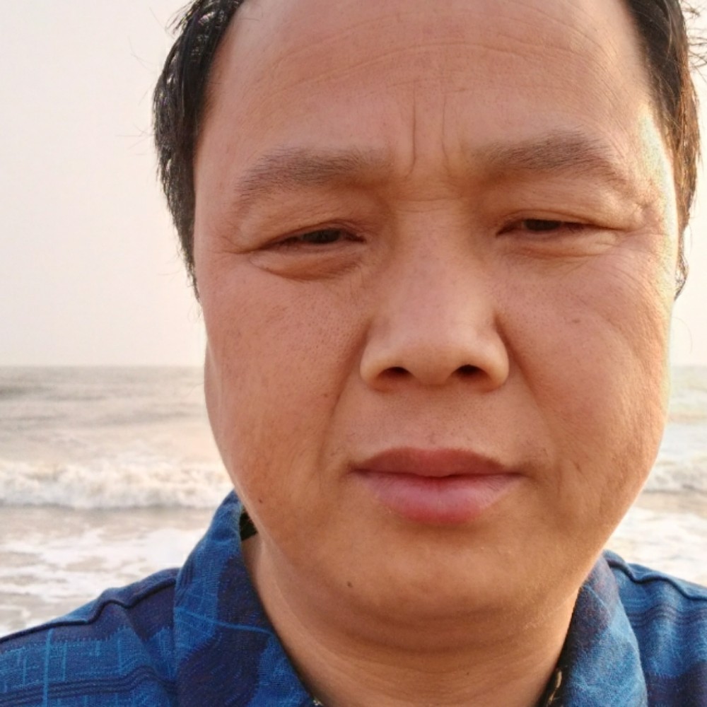 秋月虚心的照片