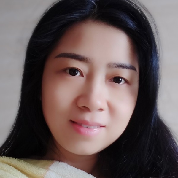 中心迎黯然的照片