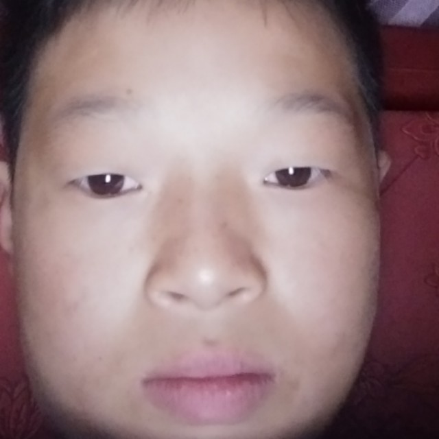 阳文标的照片