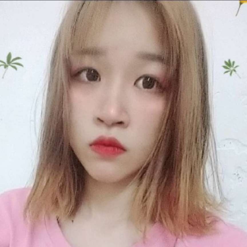 怕孤独倾心少女的照片