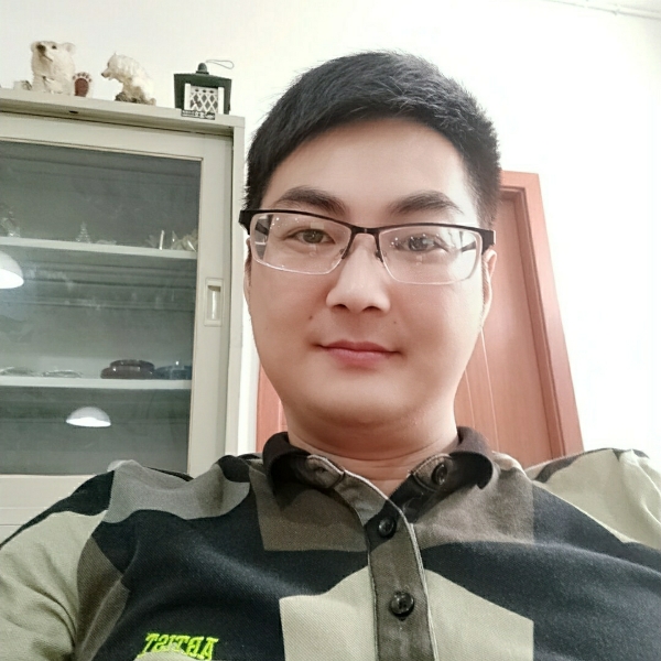 毛衣凶狠的照片