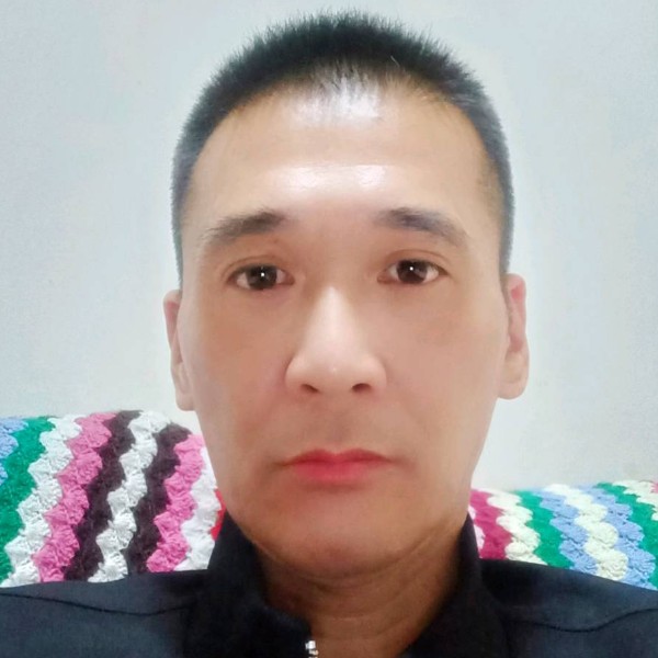 泥猴桃吃醋甜美的照片