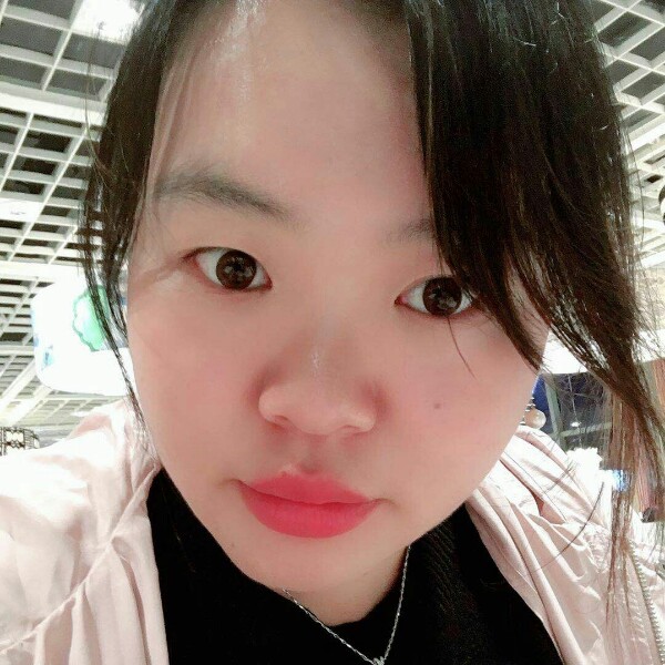漫步芳菲的照片