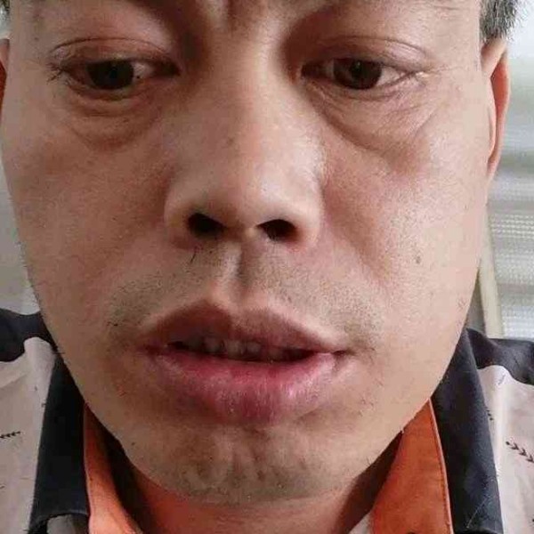 忧伤苦恋摩托的照片