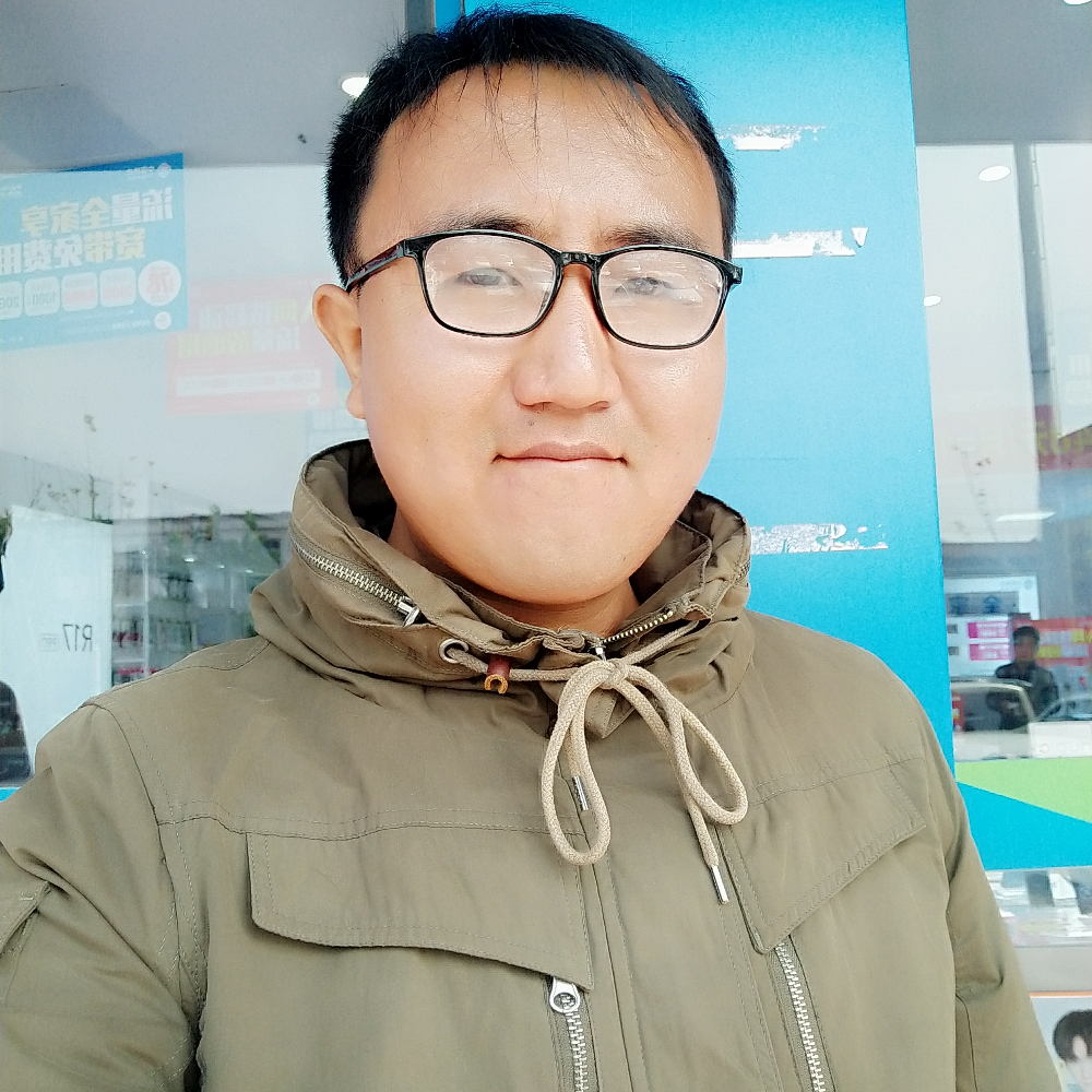 宫崎骏峰的照片