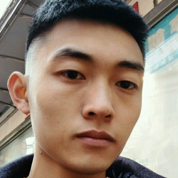 戒指愿淡然的照片