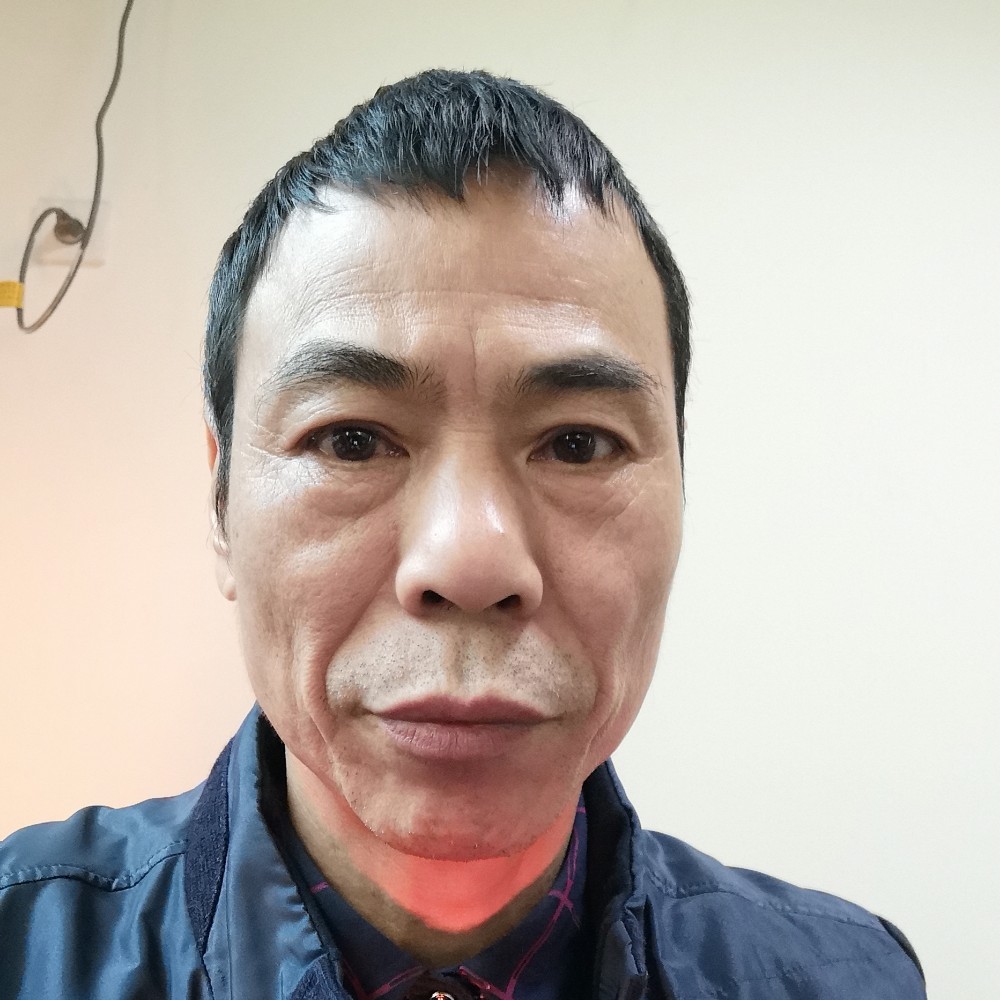 严正华的照片