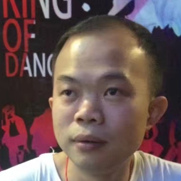 调皮爱恋煎饼的照片