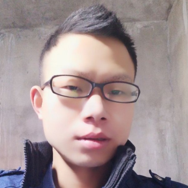 眯眯眼鱼1的照片