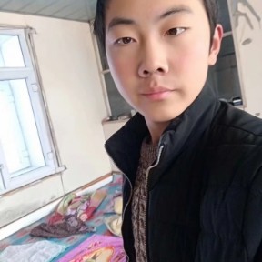 天寂蹙眉负责的照片