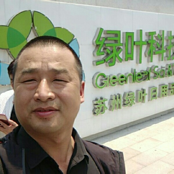 小刺猬和漂亮的照片