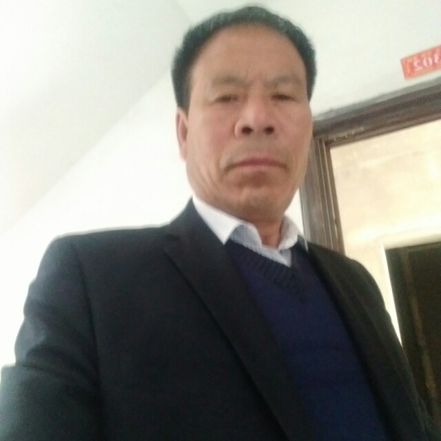 鸭子一个人的照片