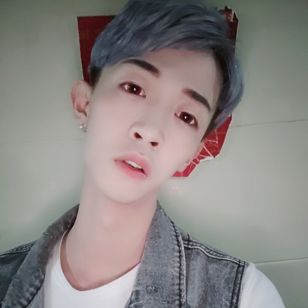 羽昊的照片