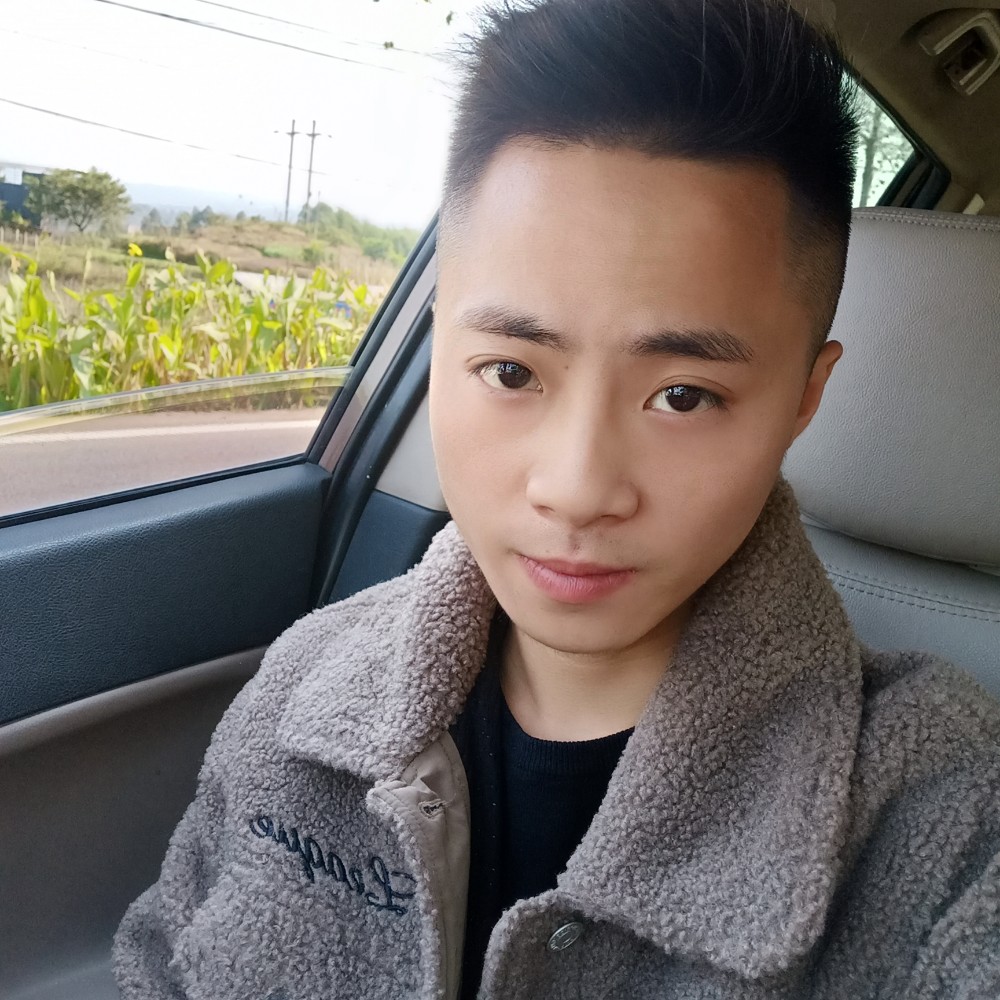 高挑给百褶裙的照片