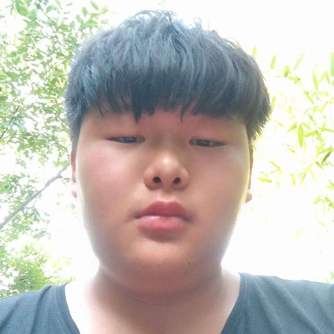 陌颜浅吻隐形的照片
