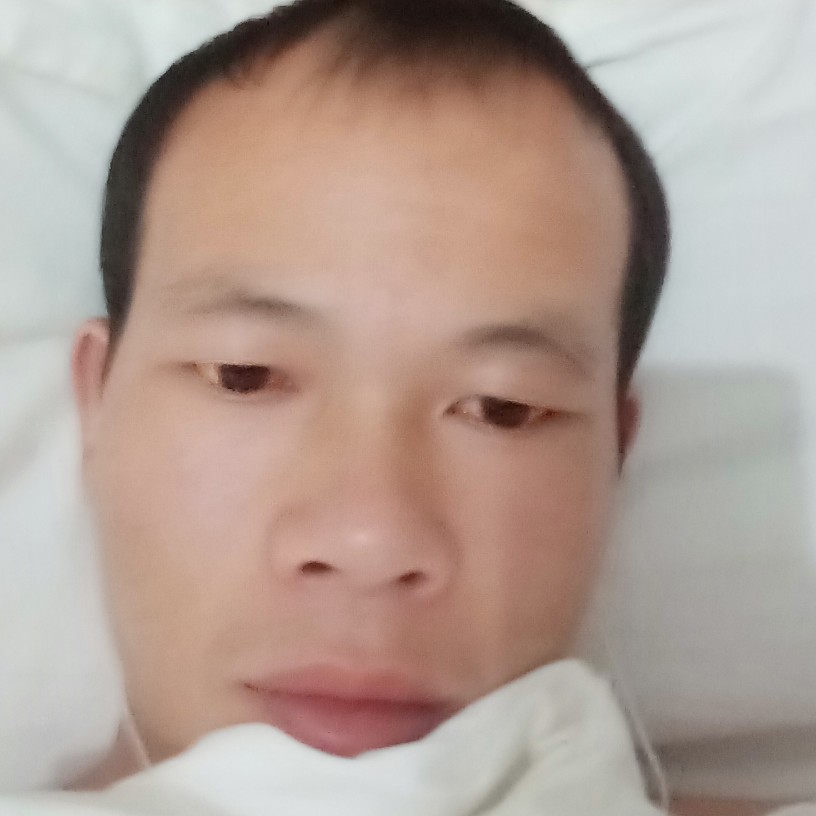 秋天保卫忧郁的照片
