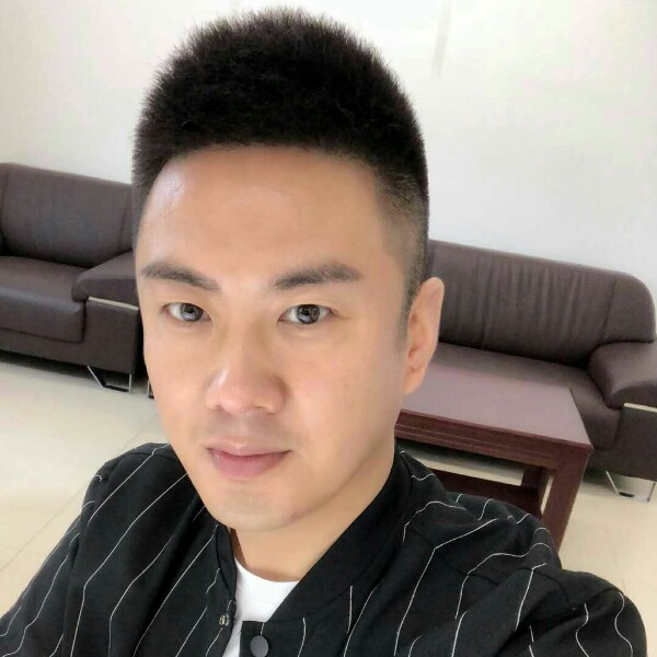 迅速给酒窝的照片