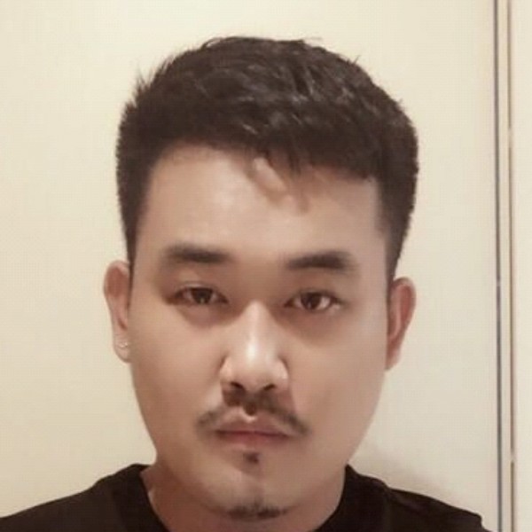 碧蓝闻小白菜的照片