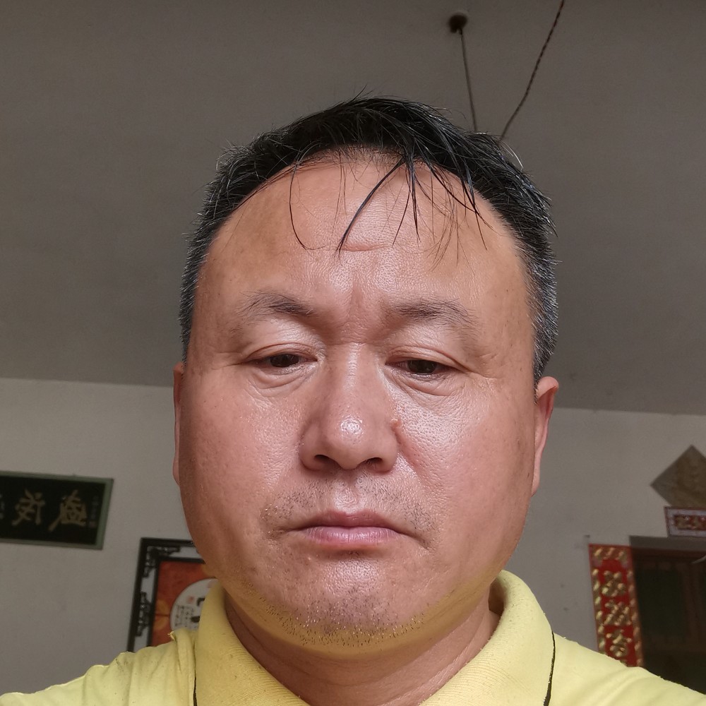 苗条爱恋尊云的照片