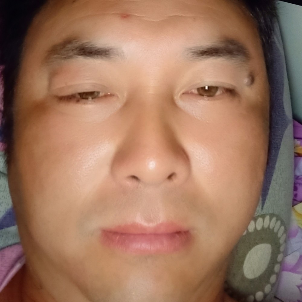 大胆给砖头的照片