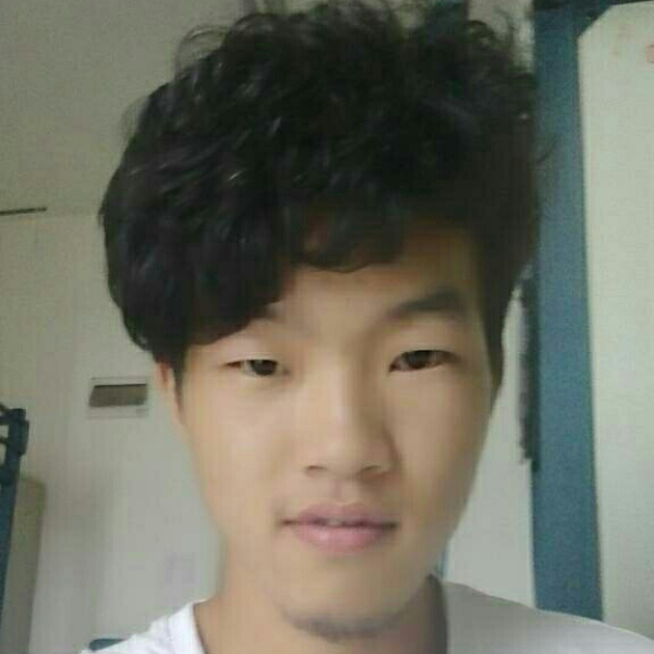 闪闪深拥缘分的照片