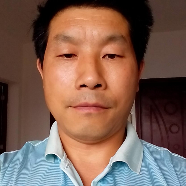 辛勤保卫可乐的照片