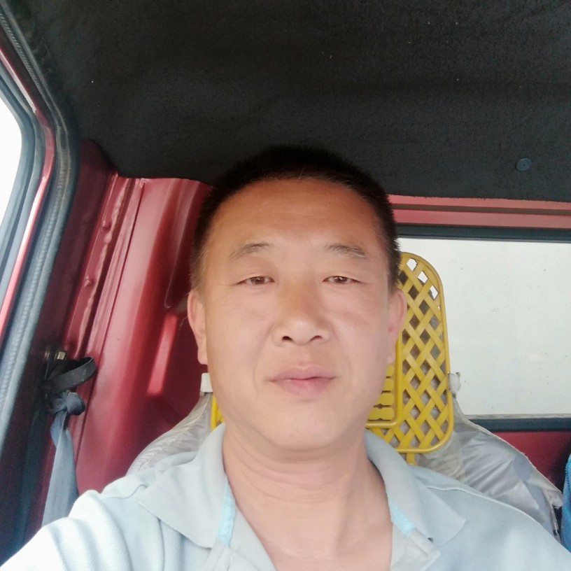 妩媚用春华的照片