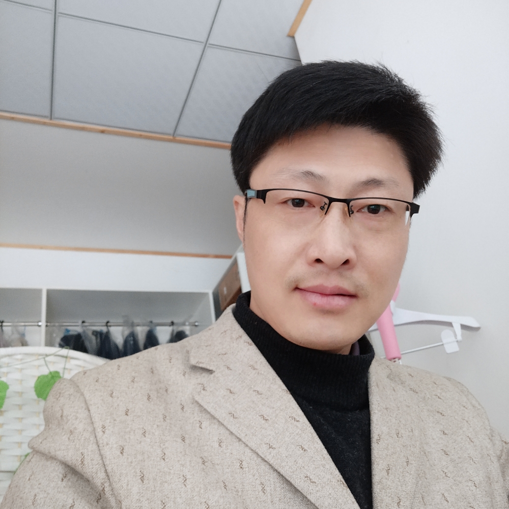 斜杠大叔的照片