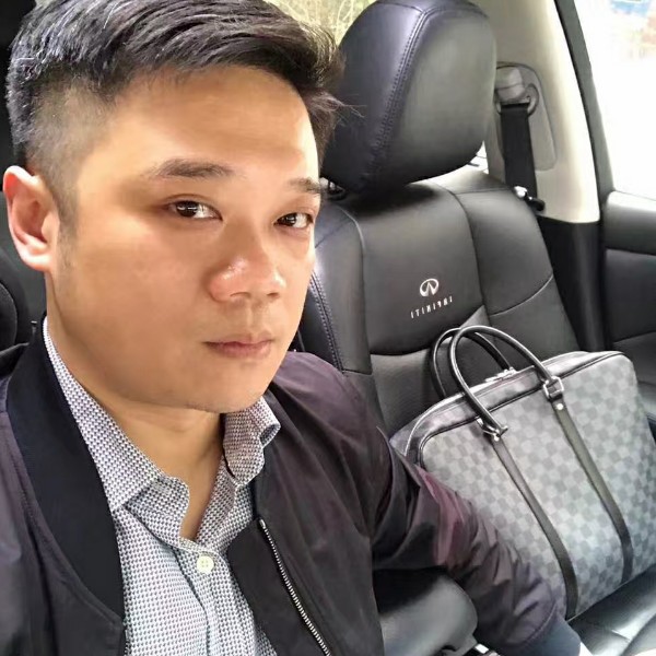 钓鱼者的照片