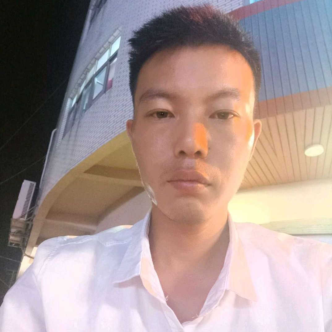 铁血♞战士的照片